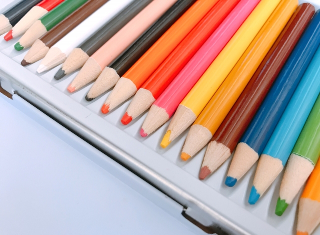 画像が何色系なのか判定する